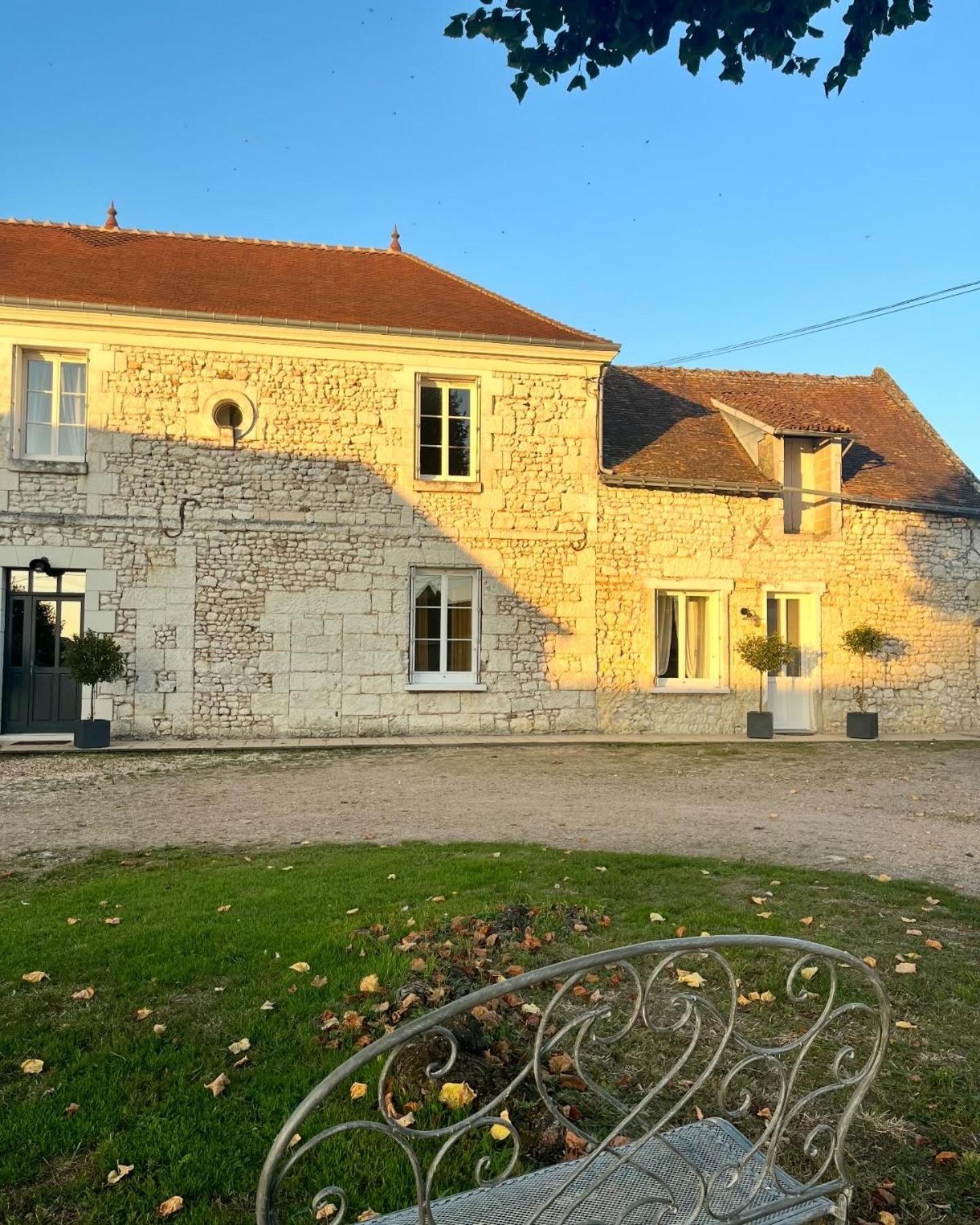 La Gouronerie Bed & Breakfast Parcay-sur-Vienne ภายนอก รูปภาพ